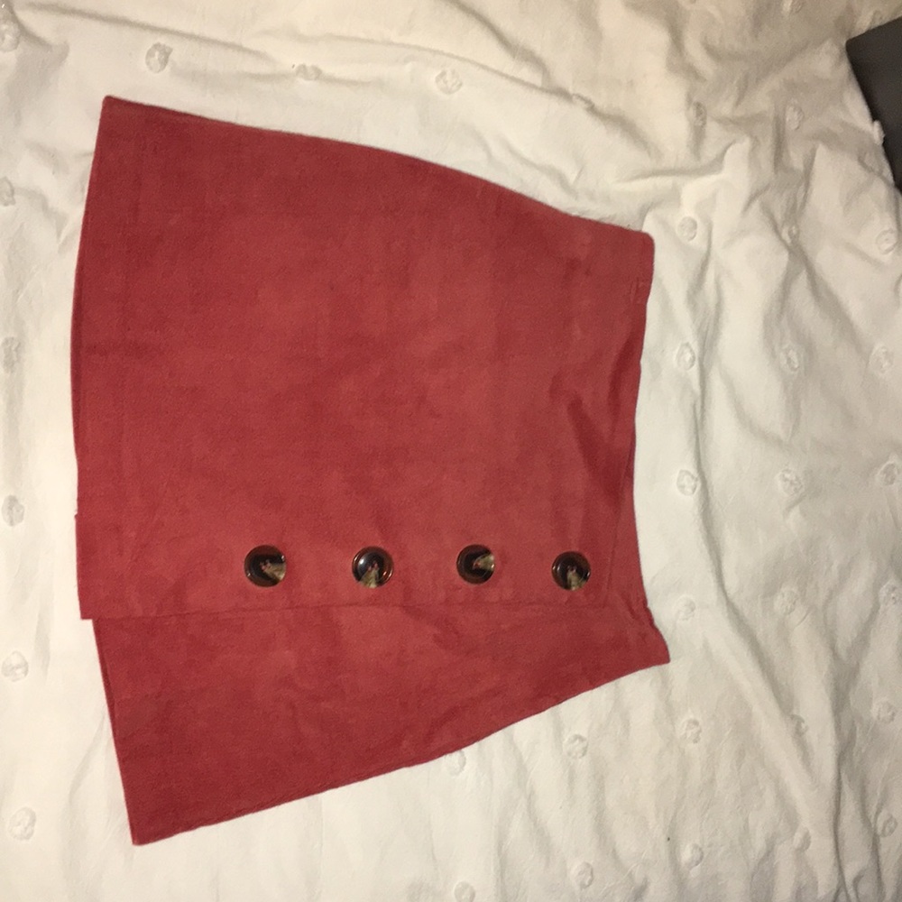 reddish-brown mini skirt